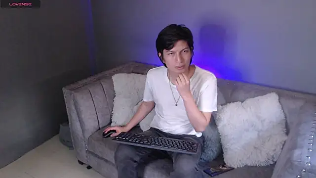 Golden-Boyy online show from February 13, 2025, 11:50 am