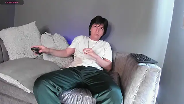 Golden-Boyy online show from March 1, 2025, 2:55 pm