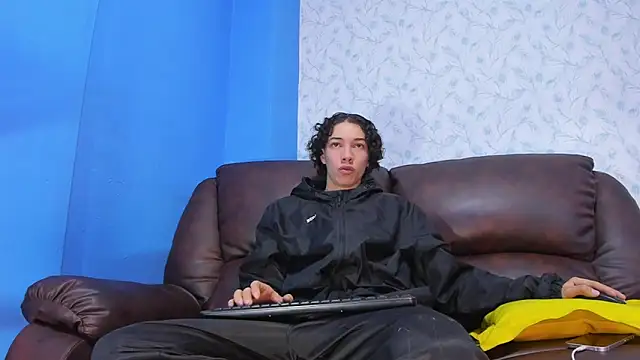 Gadiel Sex online show from March 1, 2025, 1:29 pm