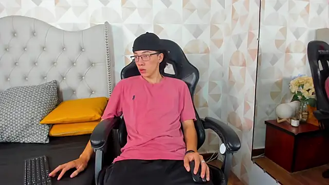 Gadiel Sex online show from March 6, 2025, 1:35 pm