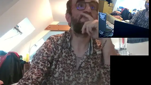 Snapshot of Mastersanges chatting on October 7, 2025, 4:37 pm Mastersanges online show from October 7, 2025, 4:37 pm