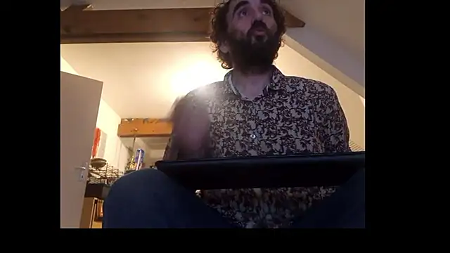 Mastersanges online show from August 3, 2026, 10:13 pm