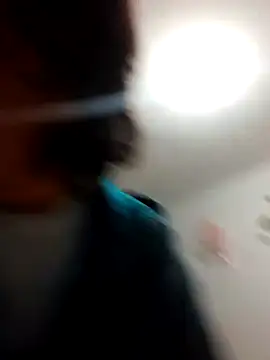 jeans and emma online show from November 8, 2025, 2:01 am