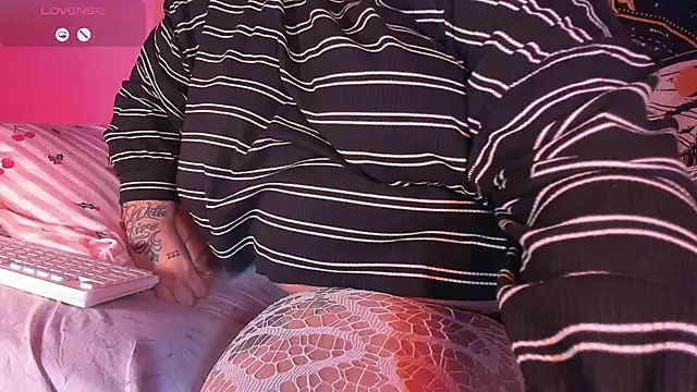 Banana squirt online show from February 6, 2026, 10:02 pm