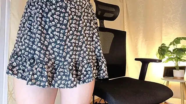 sophia dumont online show from July 13, 2026, 1:14 pm