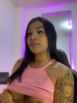 Snapshot of tinalove7 chatting on April 1, 2026, 11:24 pm tinalove7 online show from April 1, 2026, 11:24 pm