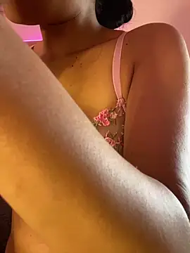 Snapshot of trex_x chatting on March 2, 2026, 7:10 pm trex x online show from March 2, 2026, 7:10 pm