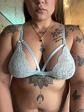 Madissonlove 1 online show from July 2, 2026, 3:23 am