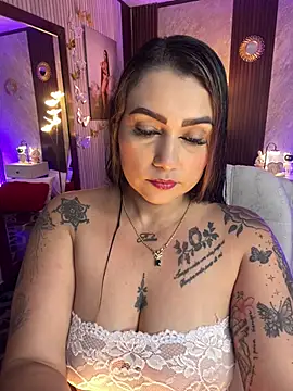 Madissonlove 1 online show from July 18, 2026, 11:52 pm