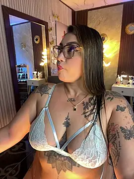 Madissonlove 1 online show from July 20, 2026, 10:12 pm