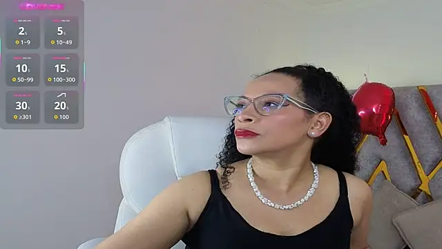 Snapshot of Cintiia_Holmes chatting on March 13, 2026, 11:44 pm Cintiia Holmes online show from March 13, 2026, 11:44 pm