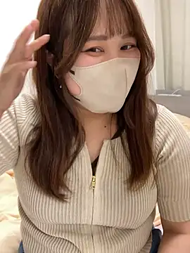 mitarashi awww online show from September 12, 2025, 9:37 pm