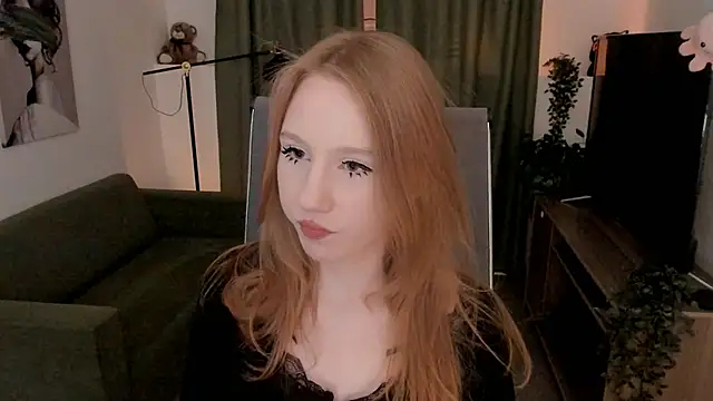 DariaTate online show from May 7, 2026, 11:37 am