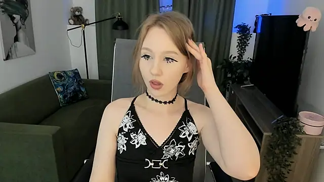 DariaTate online show from June 22, 2026, 12:02 pm