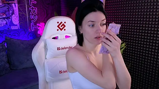 Snapshot of roxy_riot_ chatting on October 9, 2025, 1:25 am roxy riot online show from October 9, 2025, 1:25 am