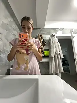 BonyBon29 online show from January 15, 2026, 7:46 am