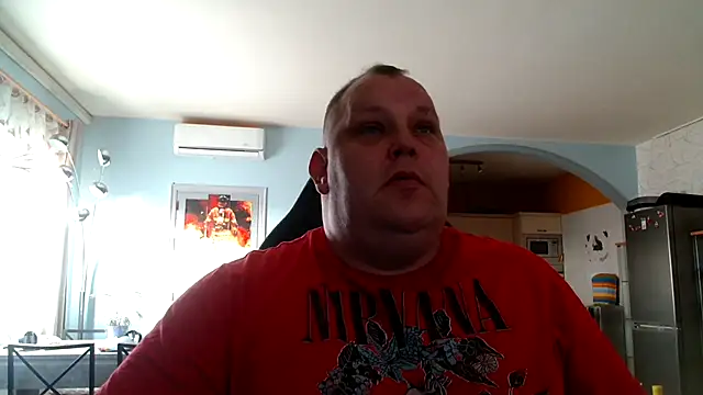 Snapshot of Hotfire-112 chatting on February 5, 2025, 8:43 am Hotfire-112 online show from February 5, 2025, 8:43 am