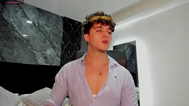 ErosGeorgiou online show from March 20, 2025, 12:51 am