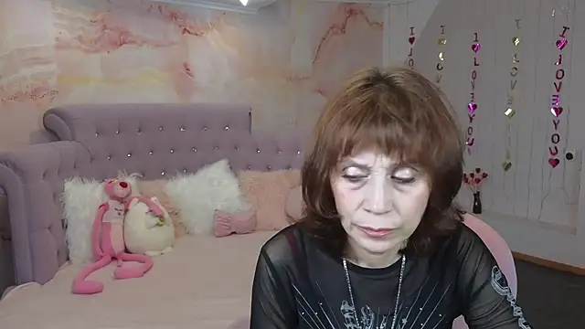 Snapshot of Anna_Kennan chatting on February 28, 2025, 6:32 am Anna Kennan online show from February 28, 2025, 6:32 am