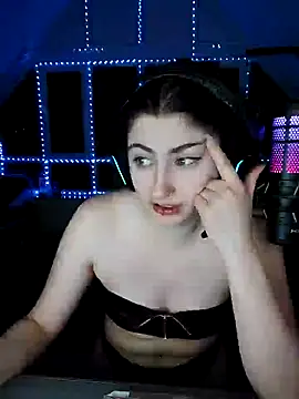 Gamergirl-Linela online show from February 7, 2025, 6:13 pm