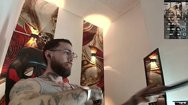 Snapshot of Luke_davis01 chatting on February 11, 2026, 12:54 pm Luke davis01 online show from February 11, 2026, 12:54 pm