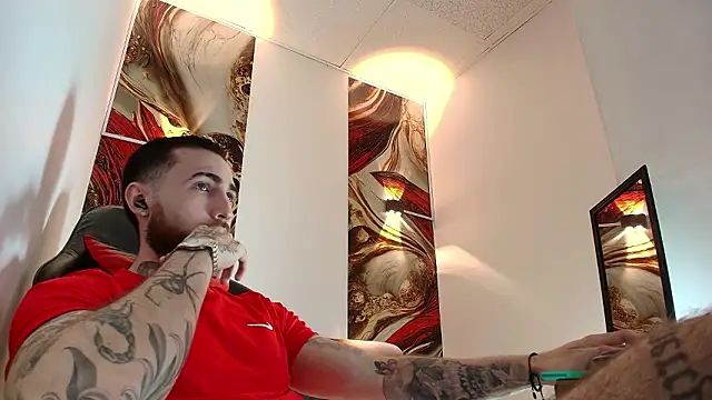 Snapshot of Luke_davis01 chatting on March 11, 2026, 1:17 pm Luke davis01 online show from March 11, 2026, 1:17 pm