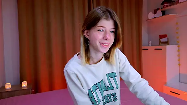 Bella amory online show from November 8, 2025, 3:01 pm