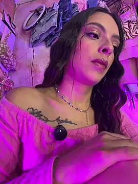 Skye Moore online show from May 24, 2026, 2:27 am
