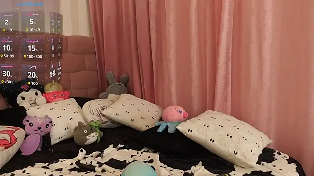 NataliaNovak online show from November 24, 2025, 9:25 pm