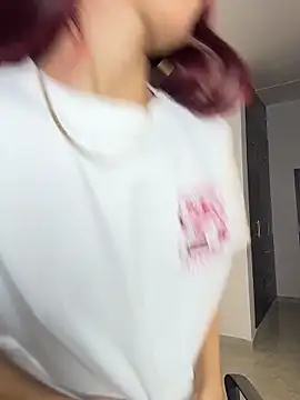 Snapshot of Mirandaa_Rogers chatting on February 17, 2026, 7:09 pm Mirandaa Rogers online show from February 17, 2026, 7:09 pm