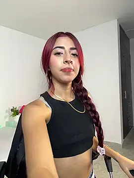 Snapshot of Mirandaa_Rogers chatting on February 20, 2026, 7:03 pm Mirandaa Rogers online show from February 20, 2026, 7:03 pm