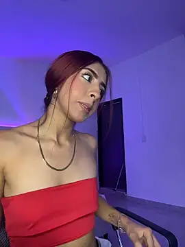 Mirandaa Rogers online show from May 10, 2026, 2:33 pm
