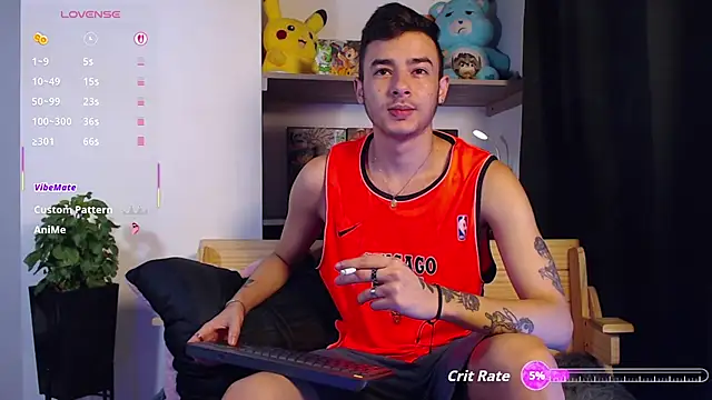 kyle clint07 online show from October 8, 2025, 6:49 pm