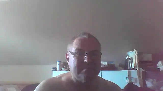 mkestr69 online show from September 11, 2025, 9:59 pm