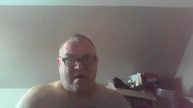 mkestr69 online show from February 5, 2026, 5:28 pm