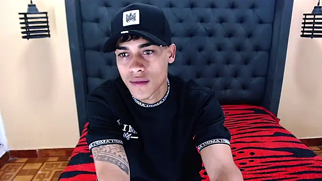 AndruCute online show from March 4, 2025, 3:33 am