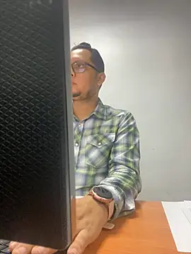 Snapshot of Bef02 chatting on September 18, 2025, 2:19 pm Bef02 online show from September 18, 2025, 2:19 pm