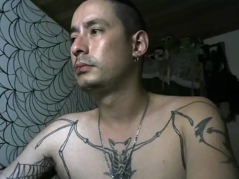 vampireathome online show from May 8, 2026, 6:41 am
