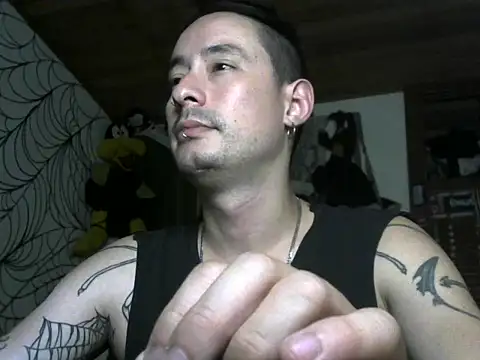 Snapshot of vampireathome chatting on July 5, 2026, 4:52 am vampireathome online show from July 5, 2026, 4:52 am