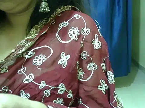 Snapshot of Your_cutiepie_ chatting on October 7, 2025, 6:05 pm Your cutiepie  online show from October 7, 2025, 6:05 pm