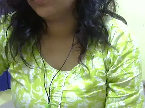 Snapshot of Your_cutiepie_ chatting on November 30, 2025, 6:34 pm Your cutiepie online show from November 30, 2025, 6:34 pm