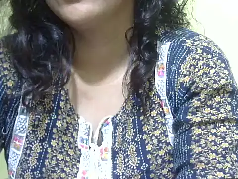 Snapshot of Your_cutiepie_ chatting on January 5, 2026, 5:27 pm Your cutiepie online show from January 5, 2026, 5:27 pm