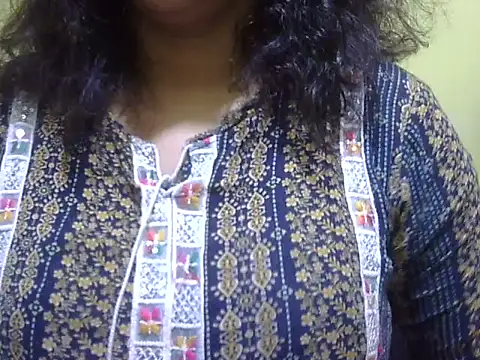 Snapshot of Your_cutiepie_ chatting on February 19, 2026, 4:58 pm Your cutiepie online show from February 19, 2026, 4:58 pm