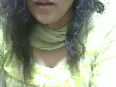 Snapshot of Your_cutiepie_ chatting on March 1, 2026, 6:21 pm Your cutiepie online show from March 1, 2026, 6:21 pm