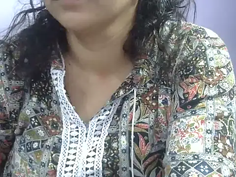 Your cutiepie  online show from March 25, 2026, 3:29 pm