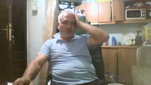 Snapshot of murat7888 chatting on September 15, 2025, 7:08 am murat7888 online show from September 15, 2025, 7:08 am