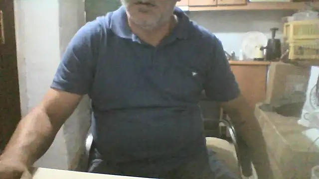 Snapshot of murat7888 chatting on October 2, 2025, 6:31 am murat7888 online show from October 2, 2025, 6:31 am