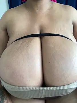 NonoGotBoobies online show from May 31, 2026, 10:00 am