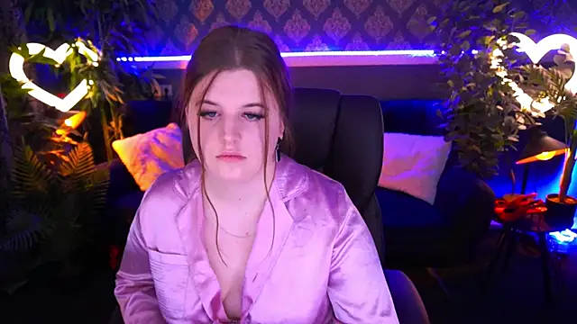 KristiMoons online show from March 3, 2025, 8:11 pm