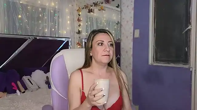 Snapshot of Dary_walker chatting on March 13, 2025, 11:51 am Dary walker online show from March 13, 2025, 11:51 am